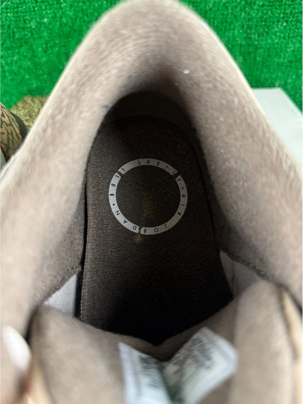 Size 8.5 - Jordan 3 Retro Low Palomino CLEAN!